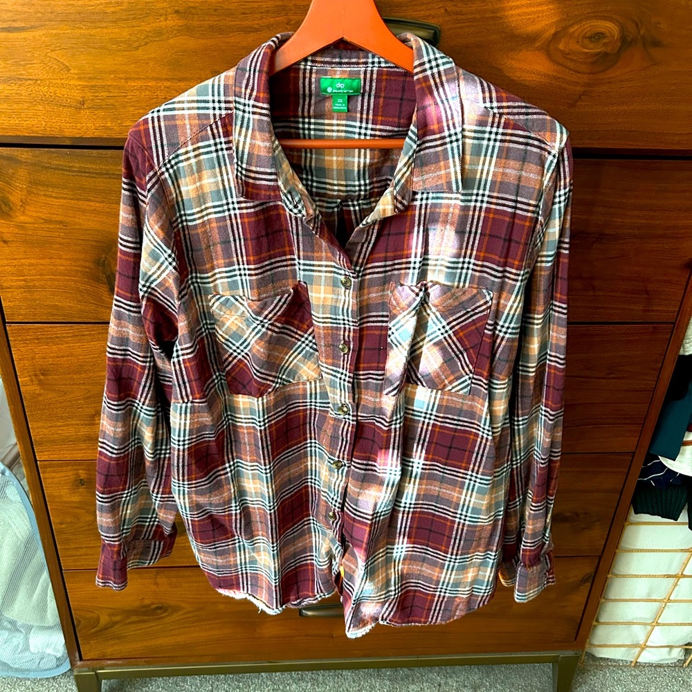 Plus 3x pink plaid flannel top